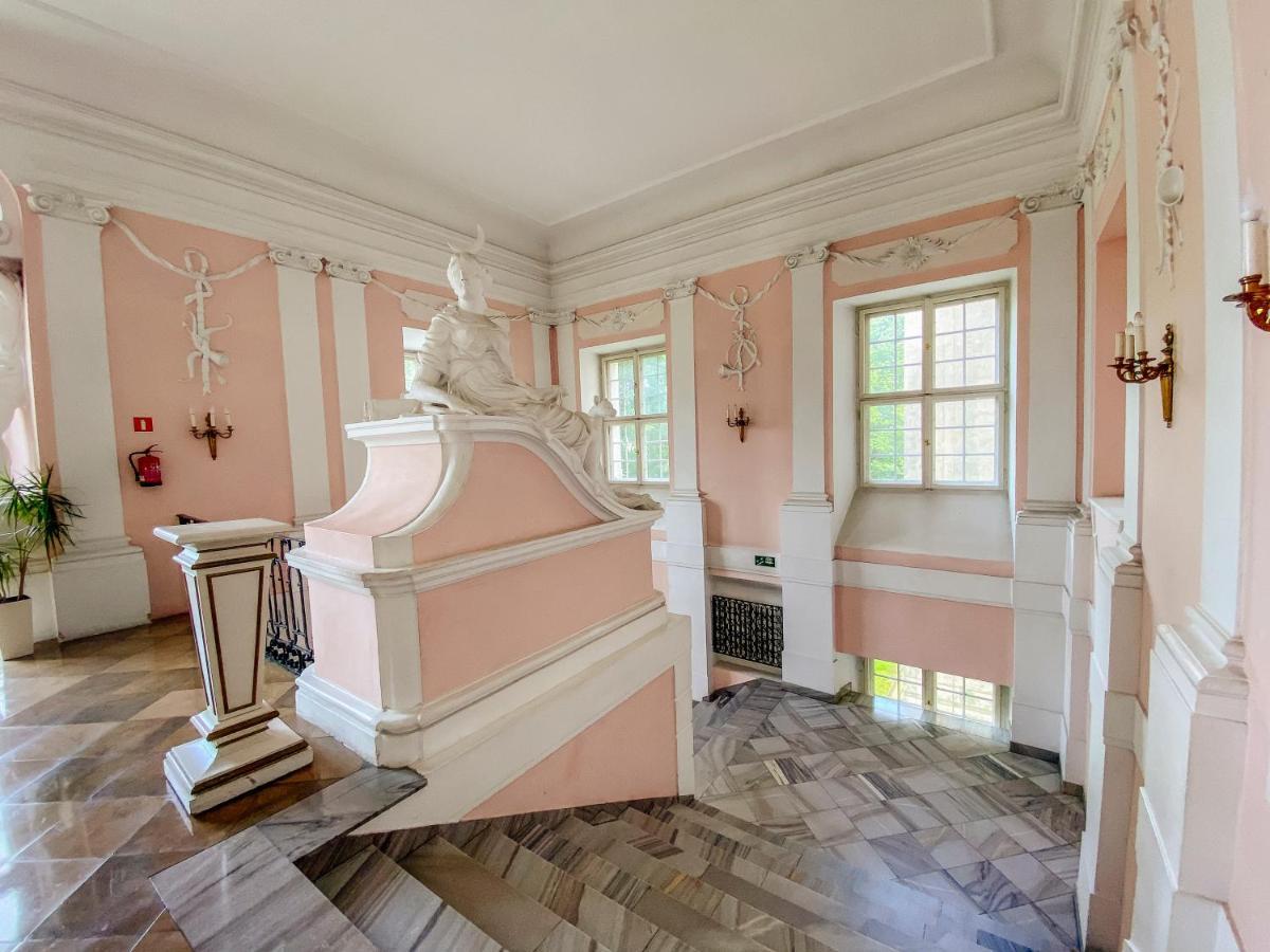 Hotel Zamek Krolewski W Rydzynie Rydzyna Exteriér fotografie