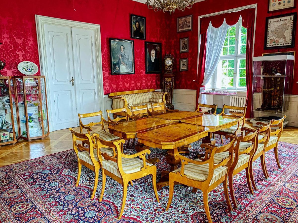 Hotel Zamek Krolewski W Rydzynie Rydzyna Exteriér fotografie
