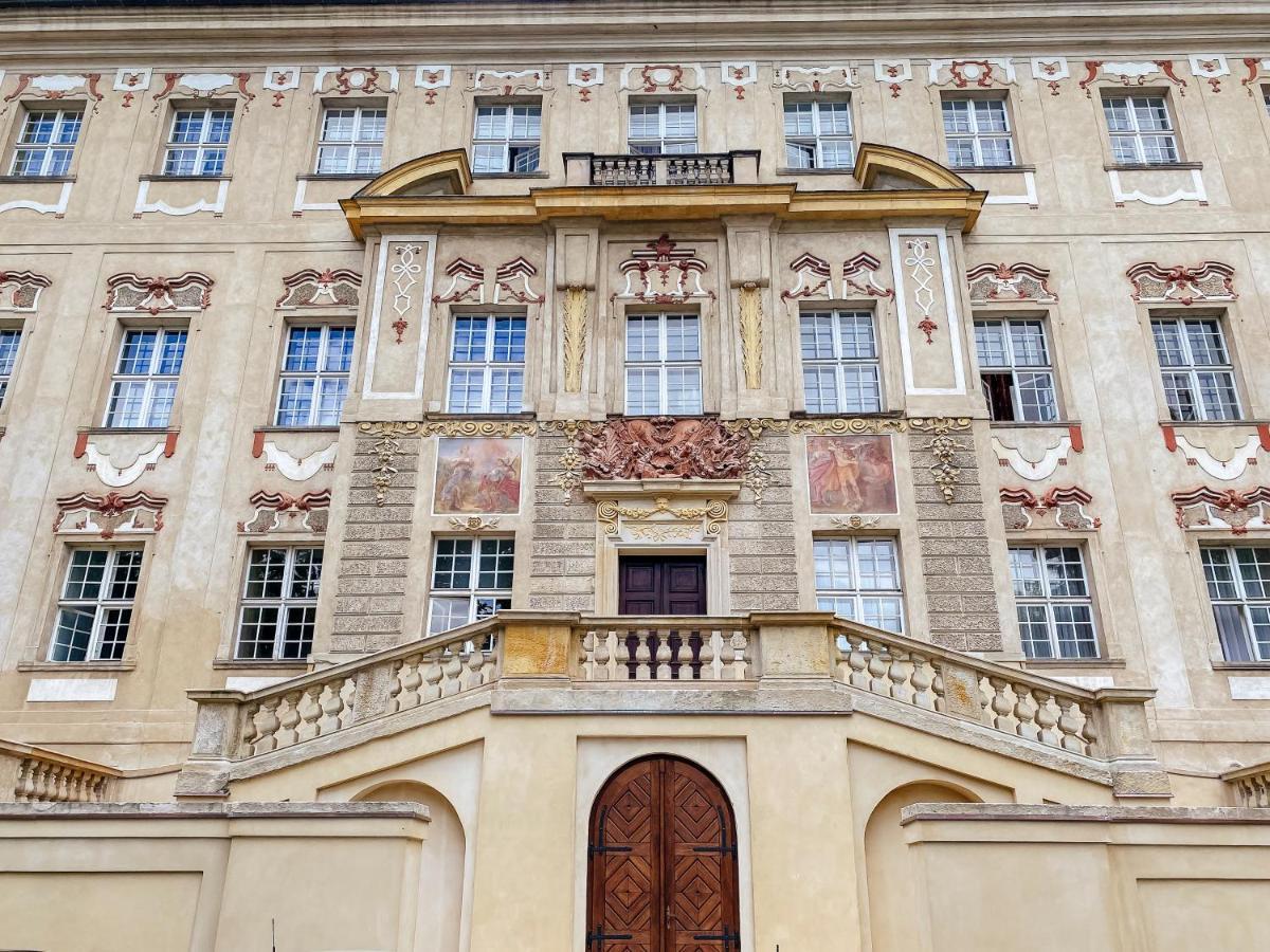 Hotel Zamek Krolewski W Rydzynie Rydzyna Exteriér fotografie